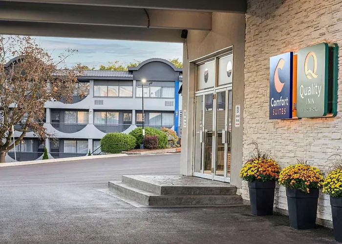 Quality Inn & Conference Centre Kingston Central