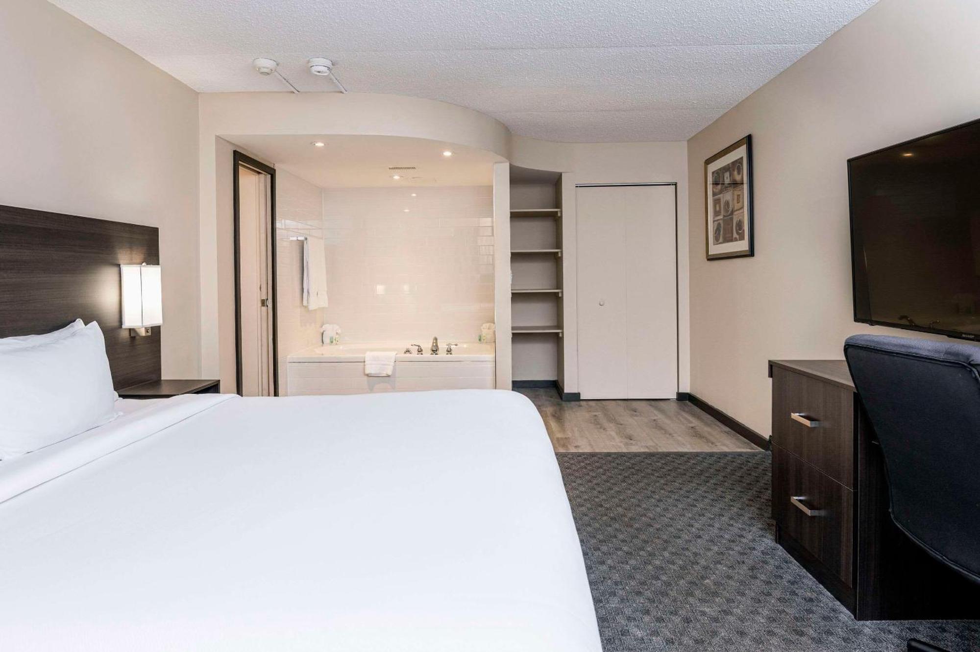 Inn Quality & Conference Centre Kingston