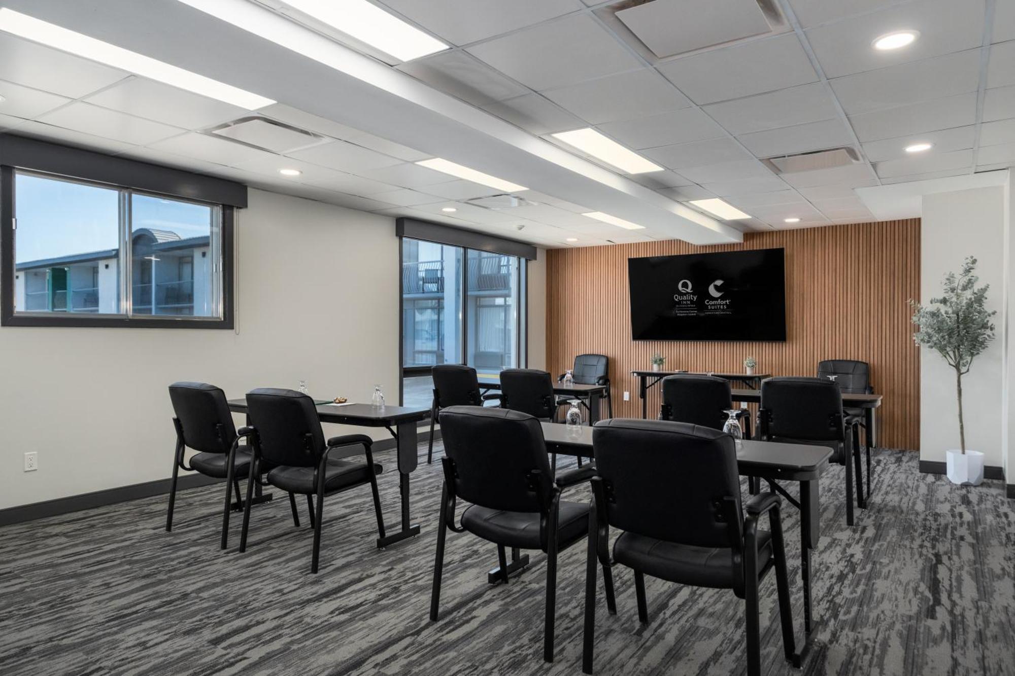 Inn Quality & Conference Centre Kingston